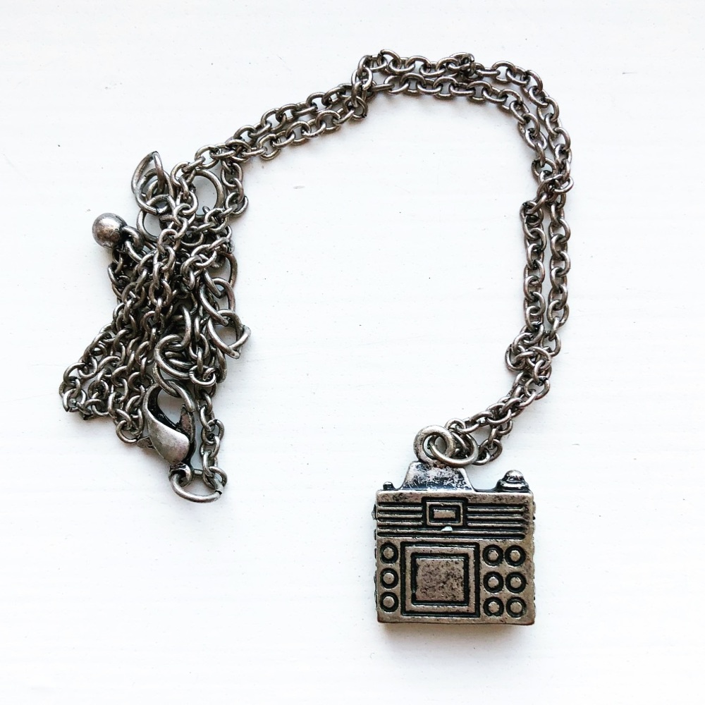 Vintage silver & rhinestone camera charm necklace